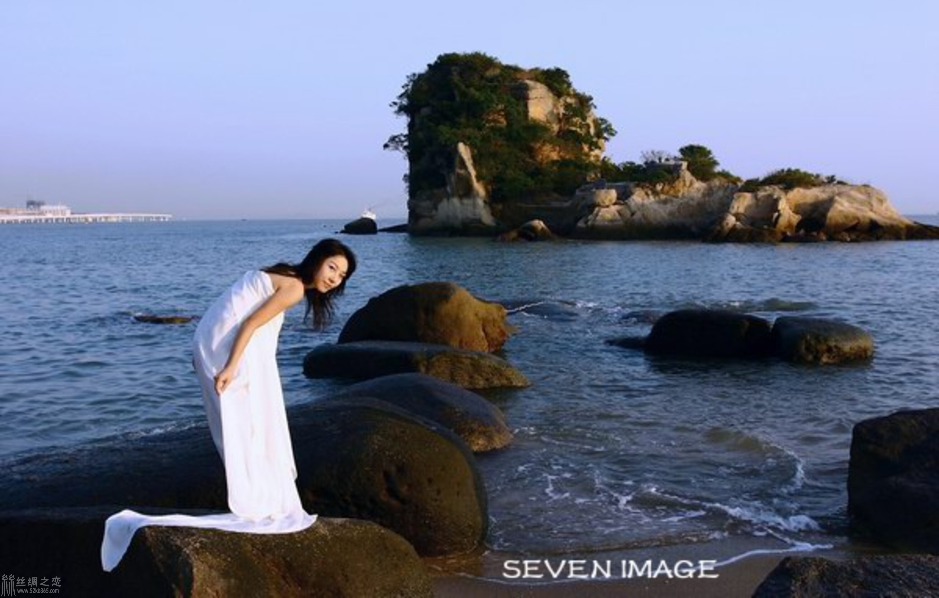 52kb365 �ں��ߣ����Ű�ɫ���ϵ�Ů�� 2006-7-22  ˿����Ʒ������ 190642iewlboh78gbbdow8